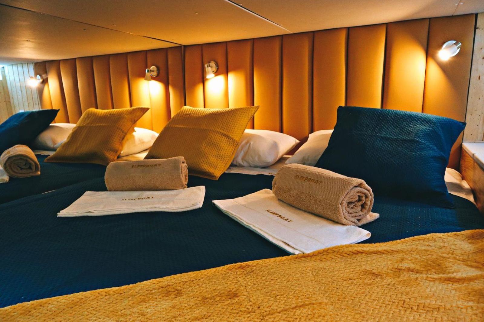 Hotel Sleepboat Luxlife Yatch à OOporto Extérieur photo